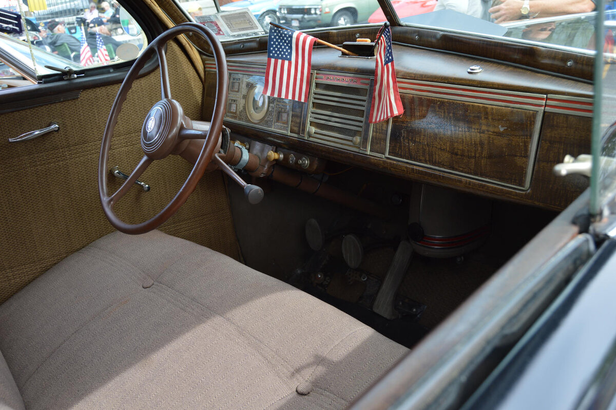 1939_plymouth_two_door_sedan_interior_by_brooklyn47_d9bp1wg-fullview.jpg