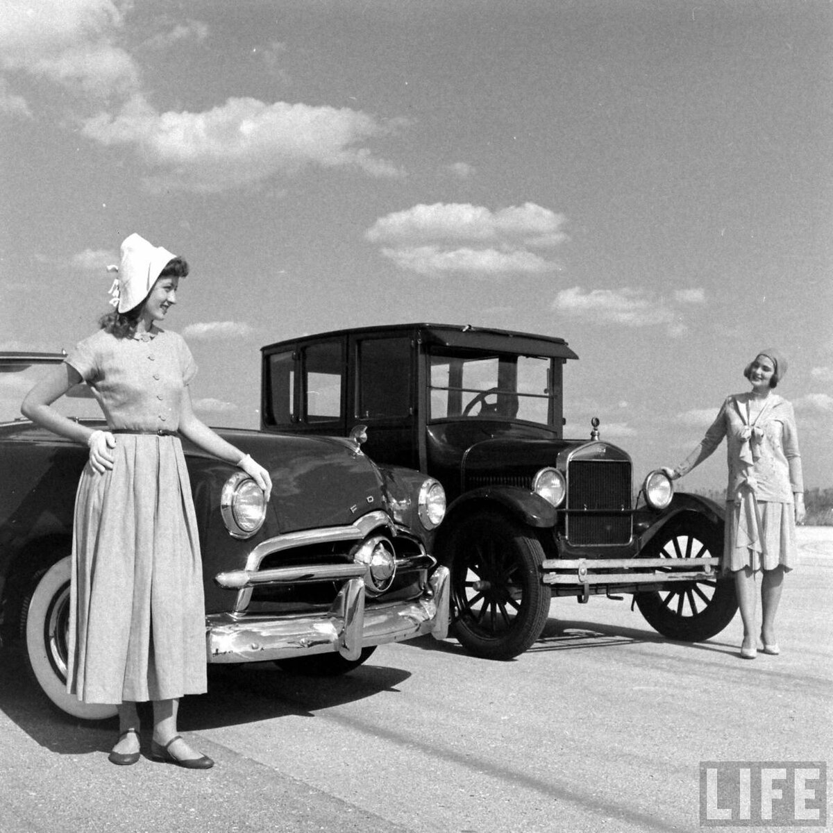 1949-ford-photo-shoot-1.jpeg