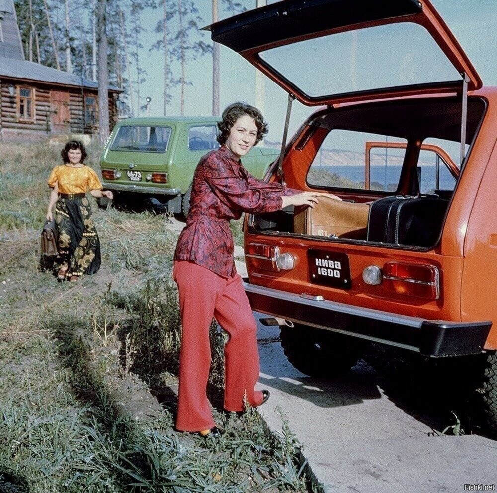 1975-Lada-Niva-1600-1000x992.jpg